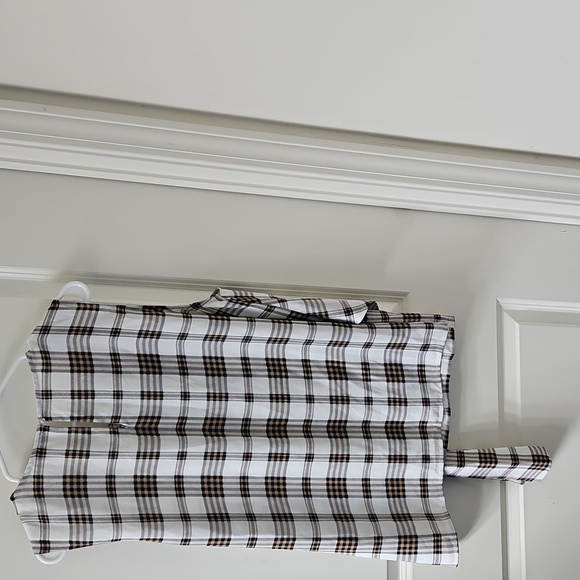Vince Camuto Plaid Top in White, Black & Tan - Picture 2 of 3
